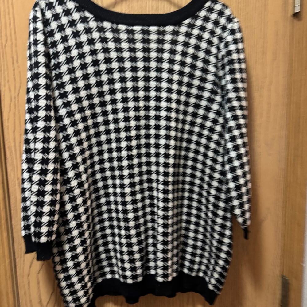 Lane Bryant sweater size 18/20 - Picture 9 of 9